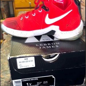 Boys lebron sneakers